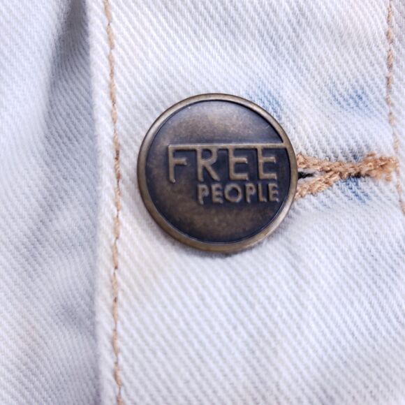 Free People Button Up Blue Jean Jacket Womens Size 2 Denim Casual Coat - Picture 10 of 10